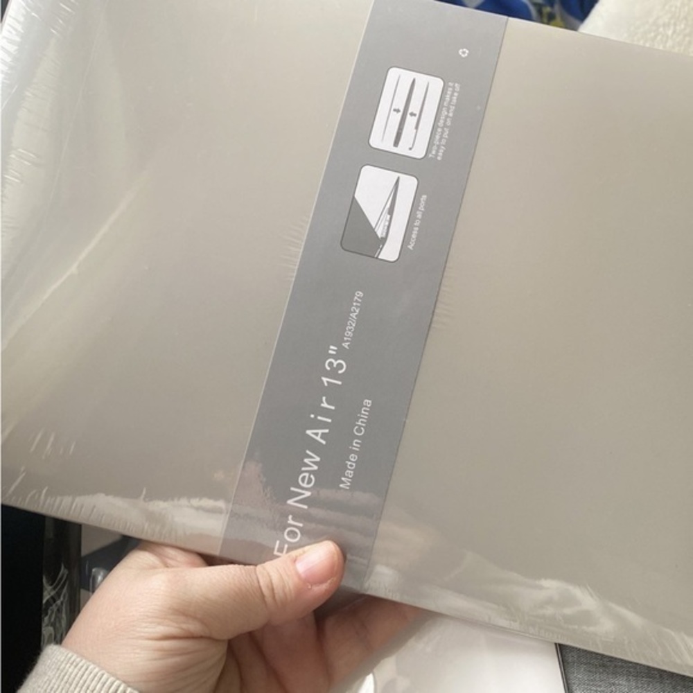 MacBook Air 13” case bundle - Picture 2 of 7